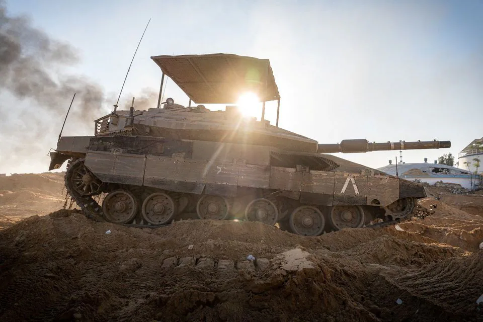 Prospects dim for truce as Israel rejects calls to spare Rafah