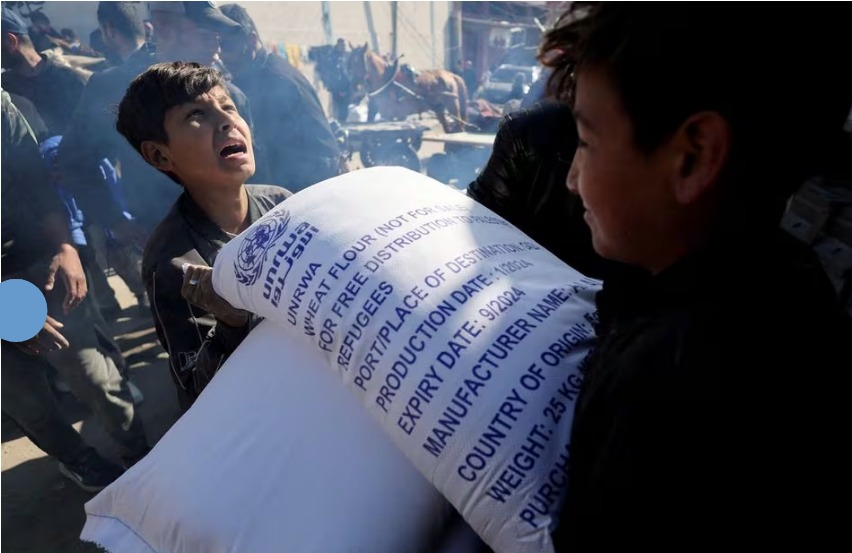 UN blames security collapse as aid deliveries to Gaza dry up