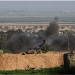 Desperate for news, Gazans struggle with mobile network