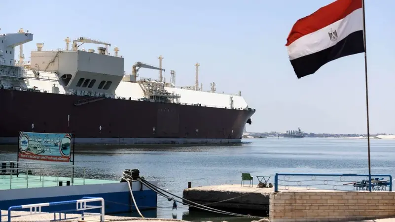 Egypt: Houthi shipping attacks cut Suez Canal revenue by 40-50 pct