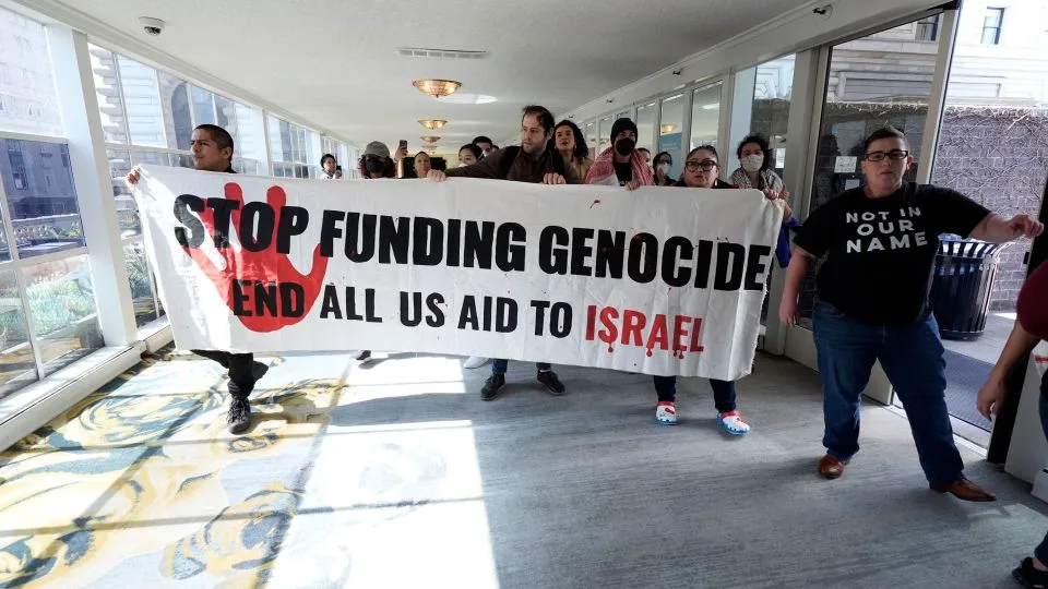 US Protesters accuse Biden of backing Israeli genocide