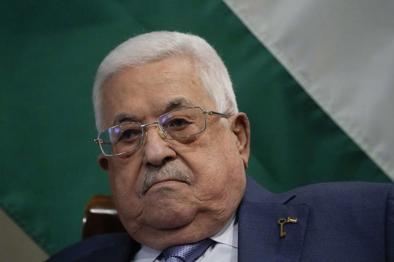 Palestinian Pres. appoints longtime adviser as PM