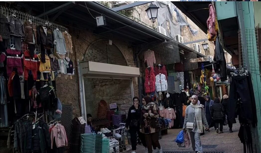 On eve of Ramadan, Jerusalem´s Old City offers little festivity as Gaza war rages